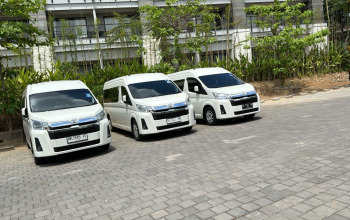 sewa hiace premio bali