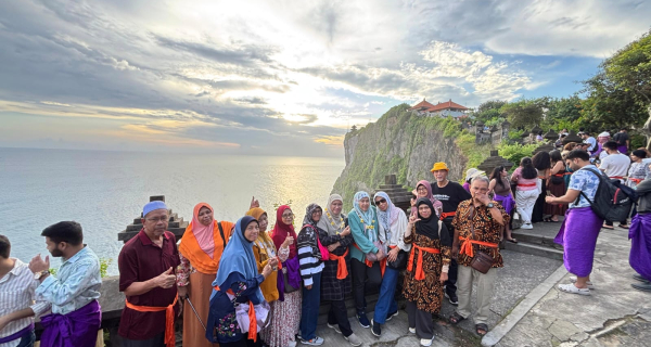 tour bali lombok 5 hari 4 malam
