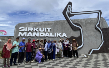 tour lombok 4 hari 3 malam