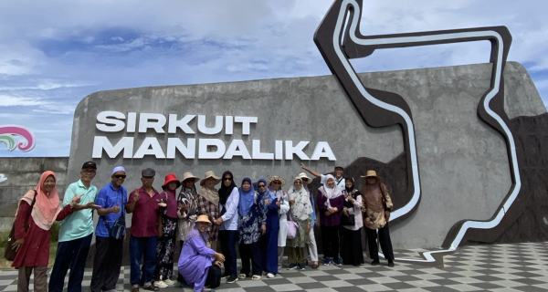 tour lombok 4 hari 3 malam